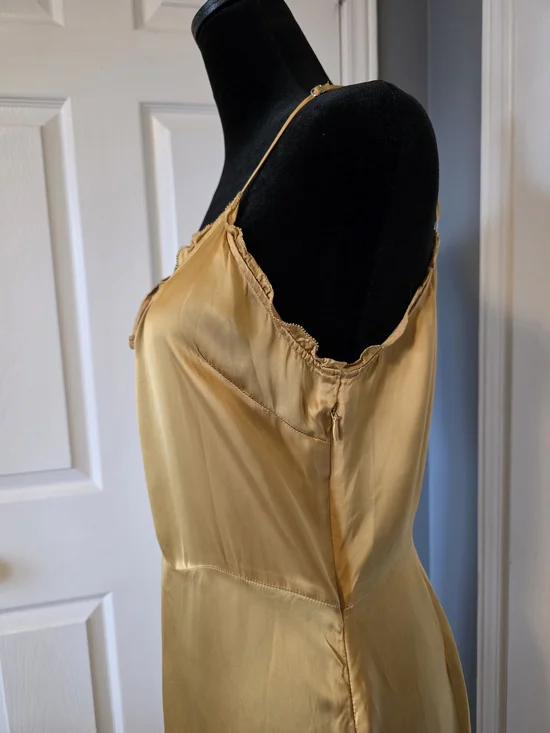 Aritzia Wilfred Satin Slip Midi Dress | Gold Mustard | Size 10 - Picture 6 of 9
